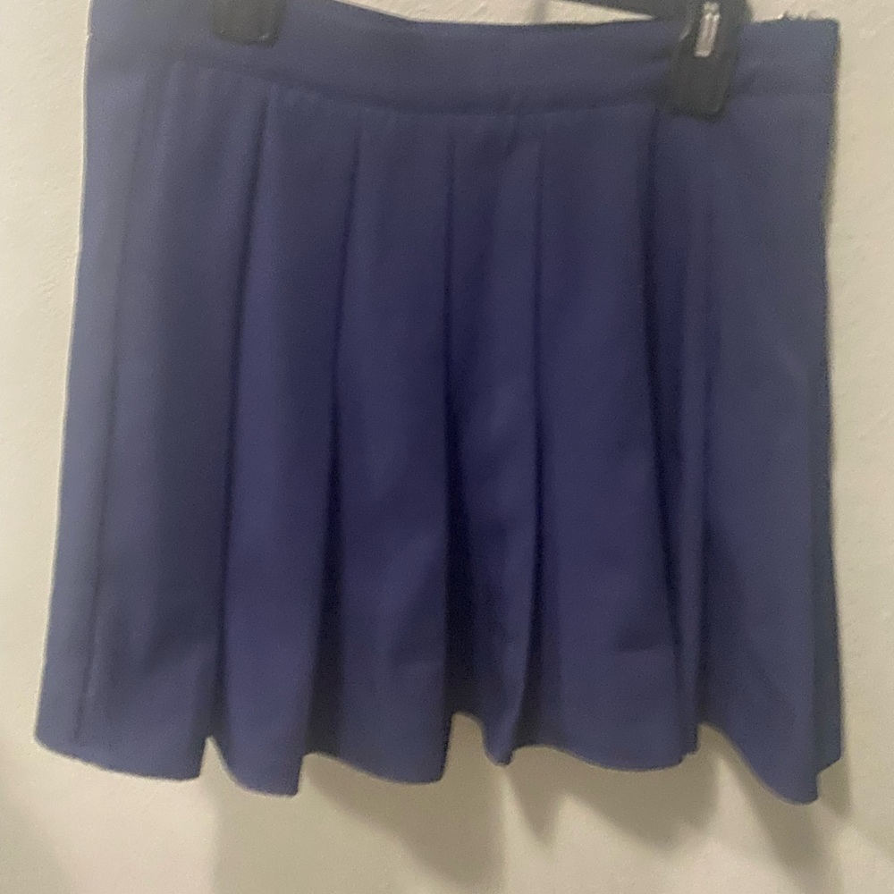 Pleated skirt